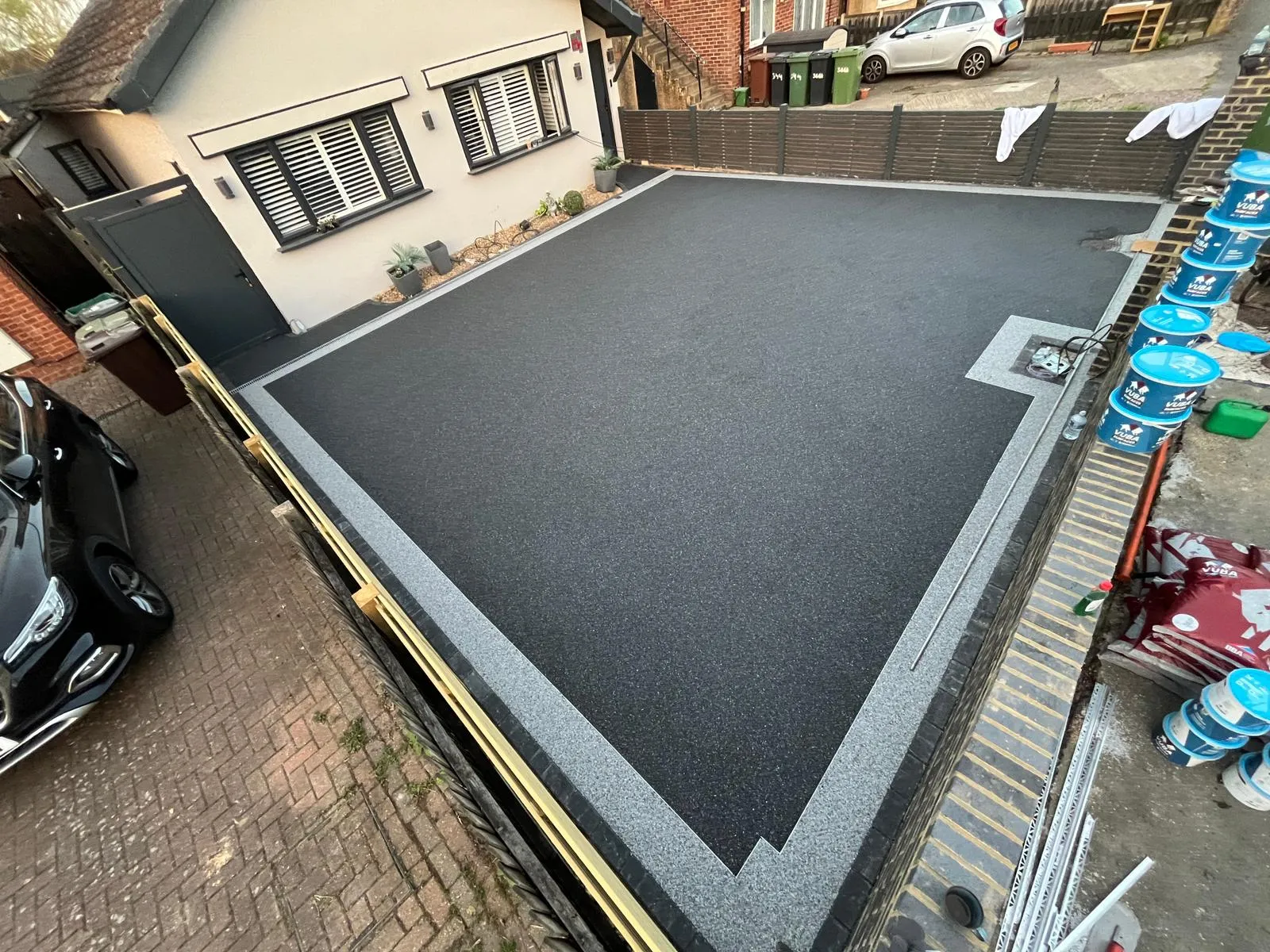 https://resindrivewaysspecialist.co.uk/wp-content/uploads/2026/06/resin-10.webp