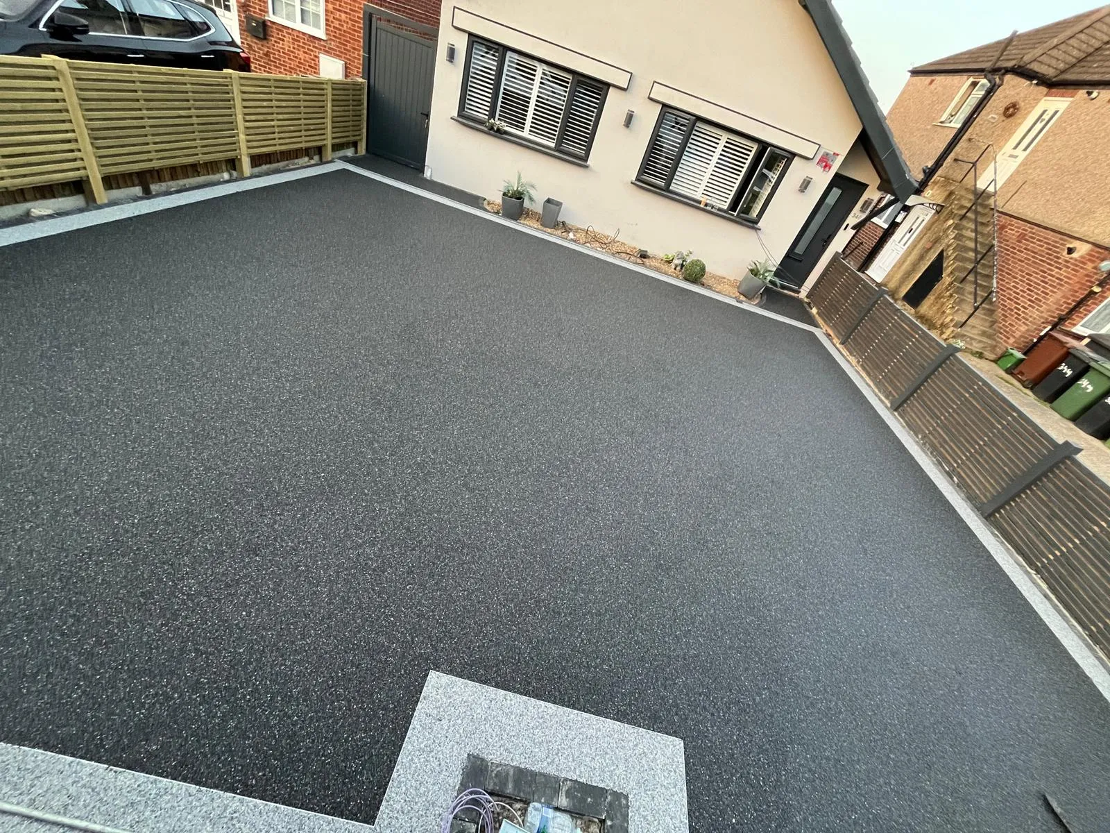 https://resindrivewaysspecialist.co.uk/wp-content/uploads/2026/06/resin-12.webp