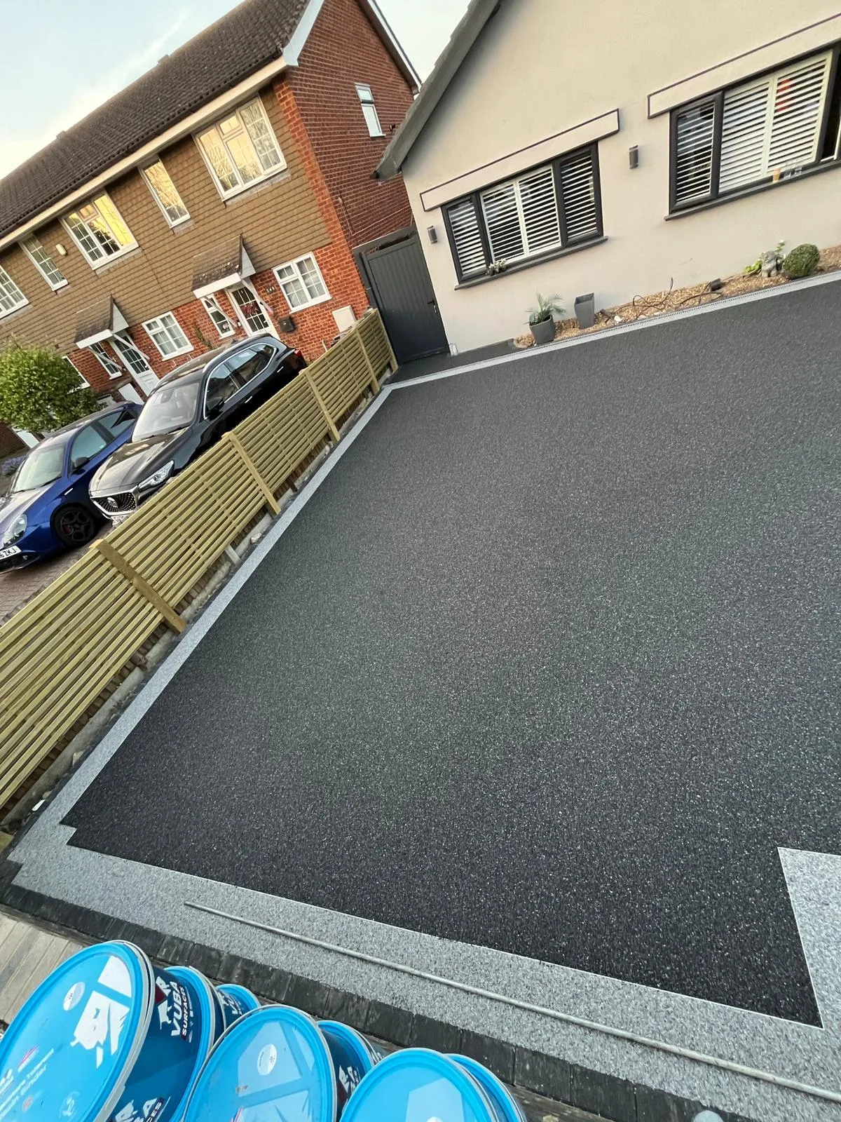 https://resindrivewaysspecialist.co.uk/wp-content/uploads/2026/06/resin-13.webp