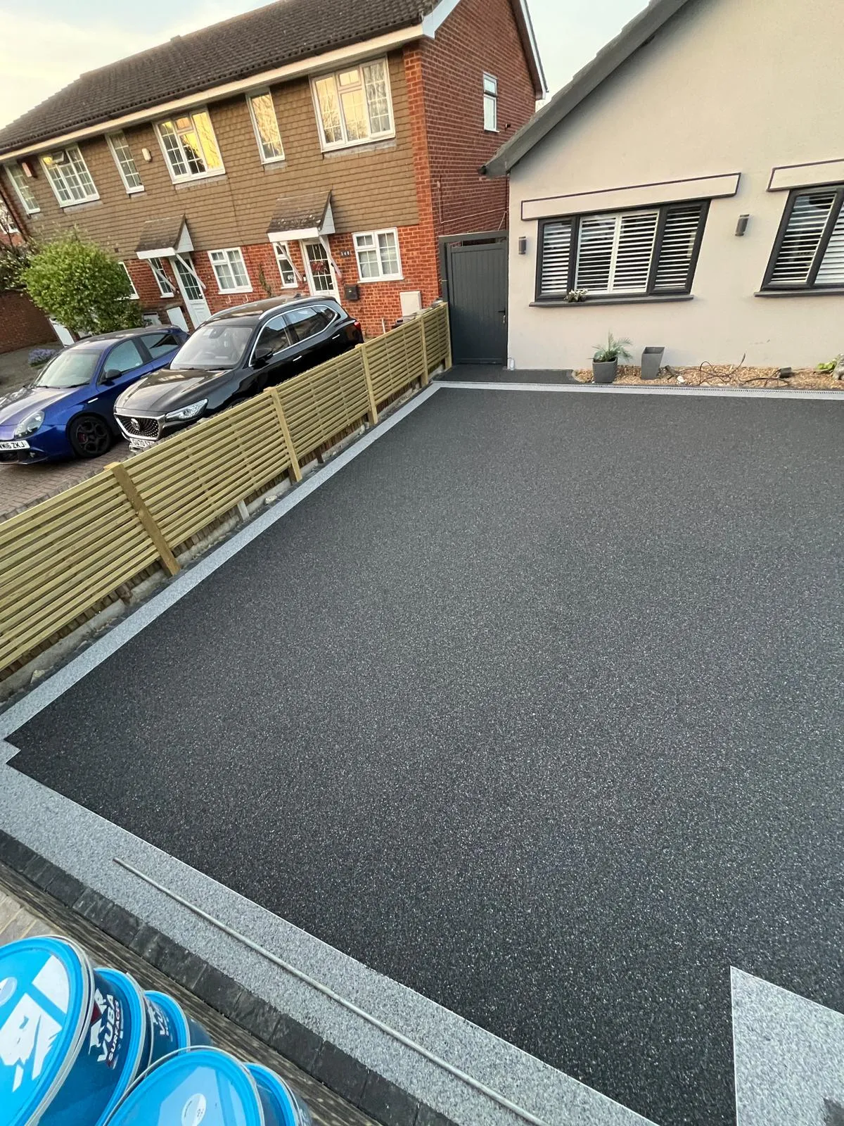 https://resindrivewaysspecialist.co.uk/wp-content/uploads/2026/06/resin-14.webp