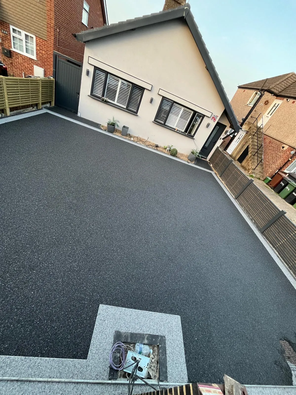 https://resindrivewaysspecialist.co.uk/wp-content/uploads/2026/06/resin-15.webp