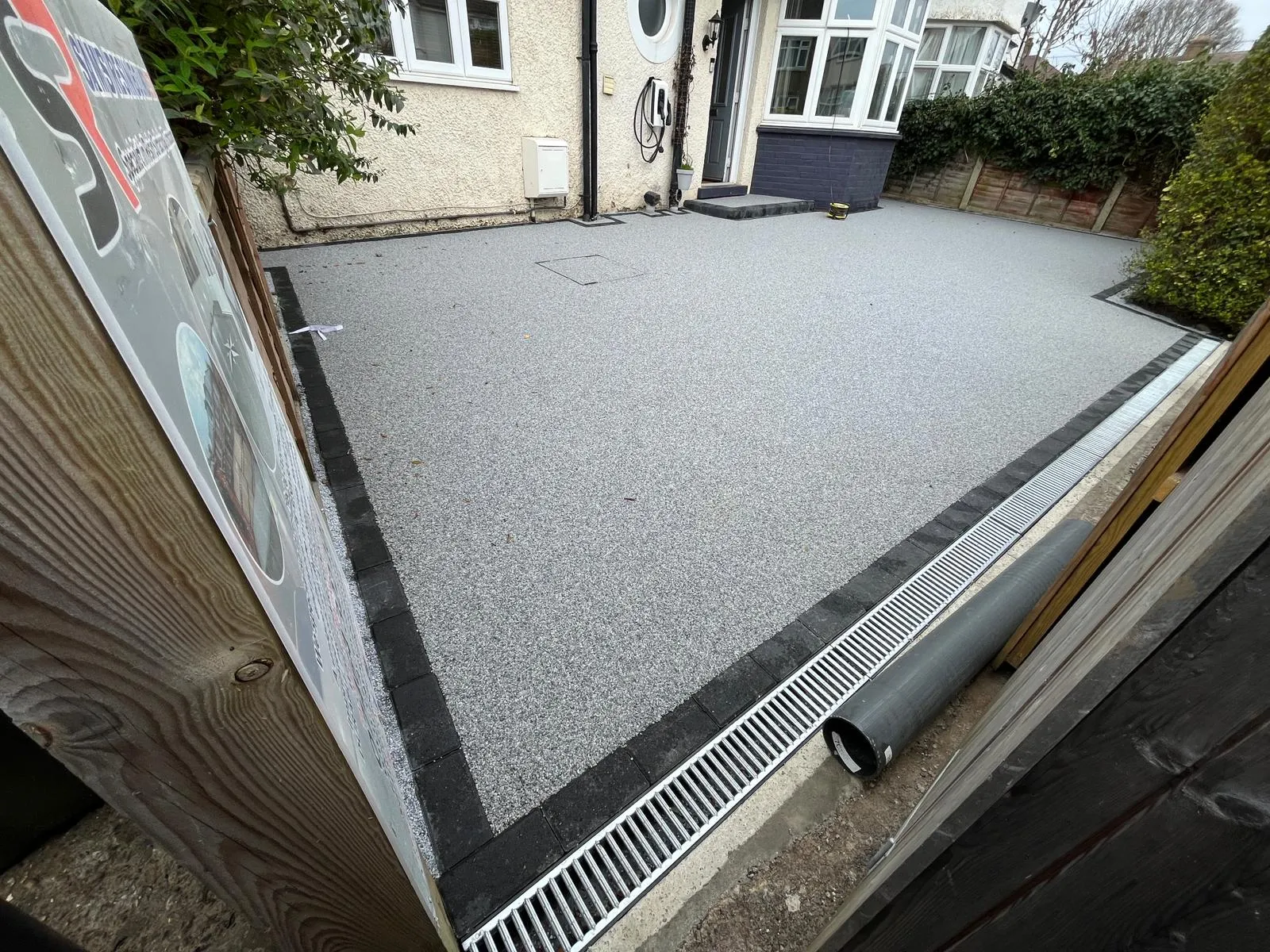 https://resindrivewaysspecialist.co.uk/wp-content/uploads/2026/06/resin-50.webp