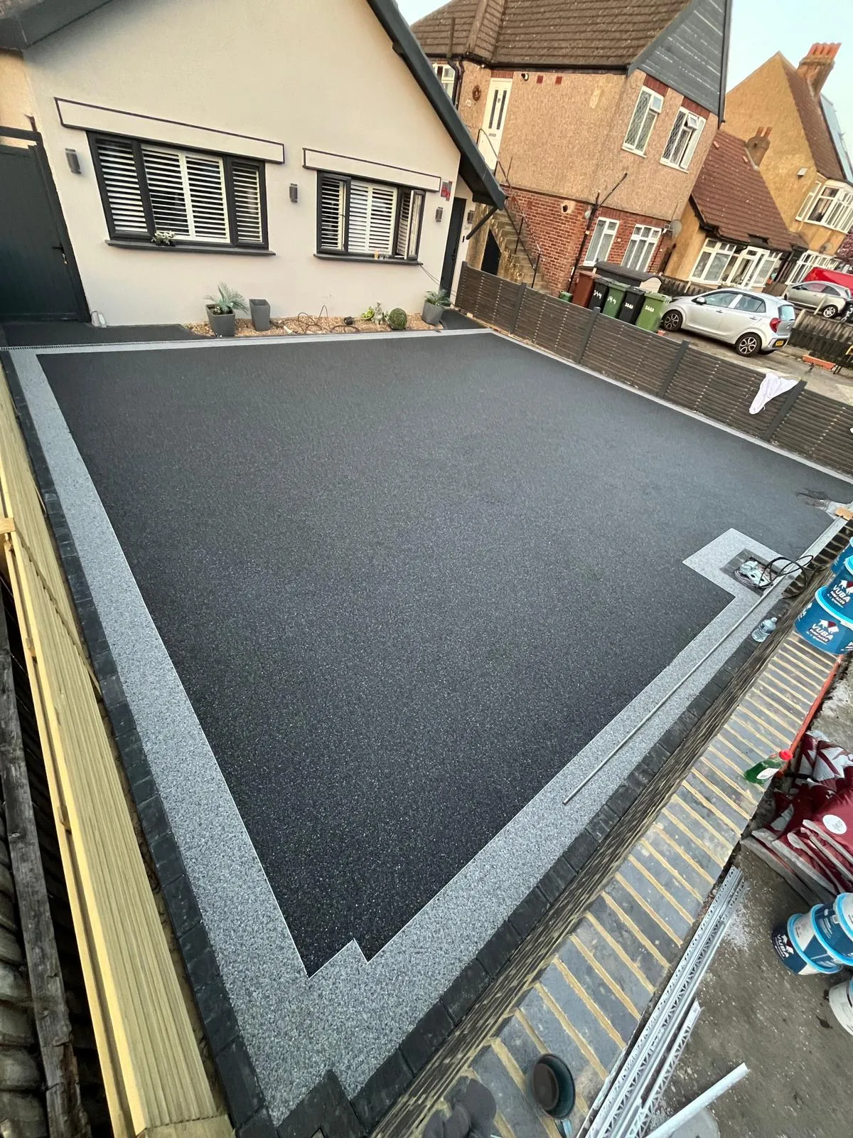 https://resindrivewaysspecialist.co.uk/wp-content/uploads/2026/06/resin-9.webp